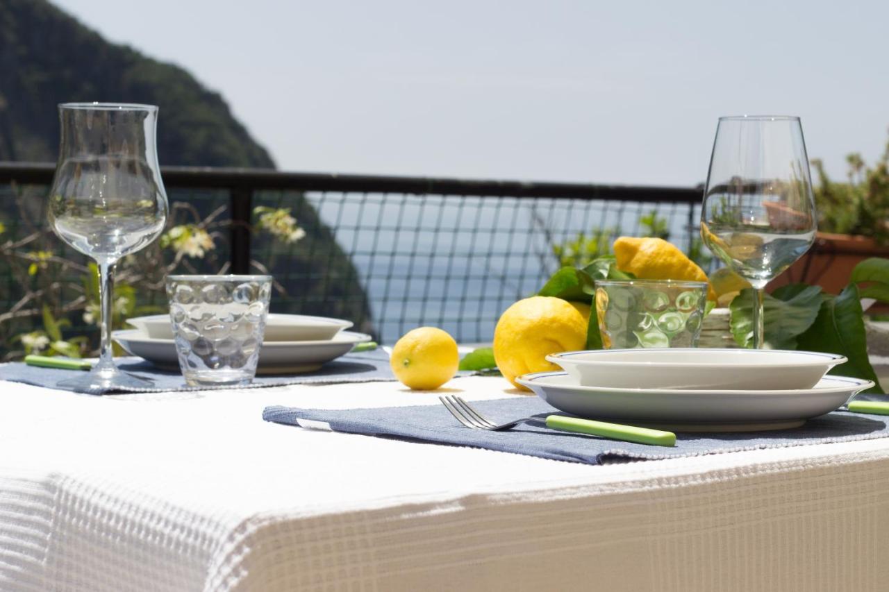 Villino Caterina House: Big Terrace Seaview Apartment Riomaggiore Exterior photo